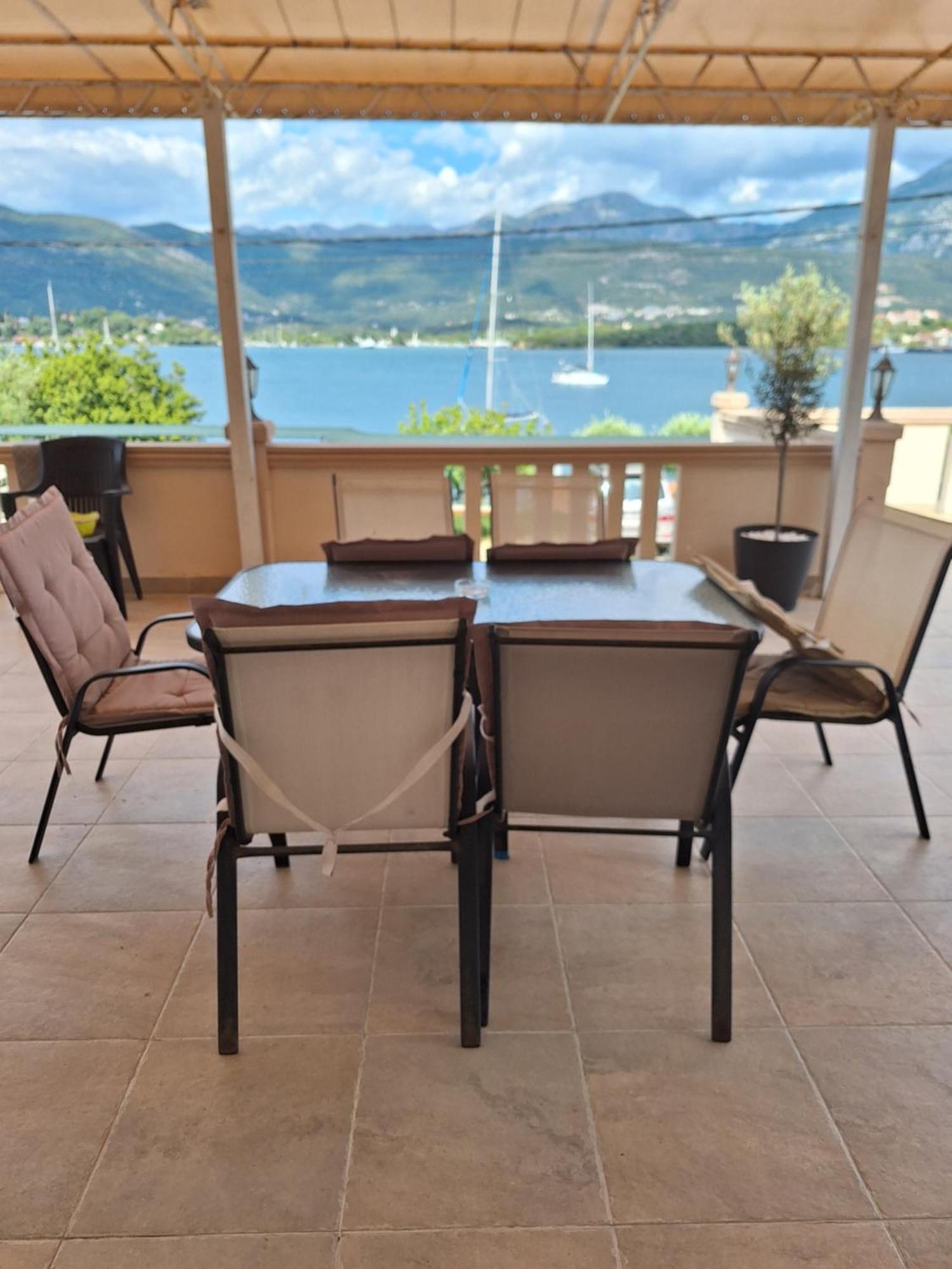 Apartments Klakor PS Tivat Kültér fotó