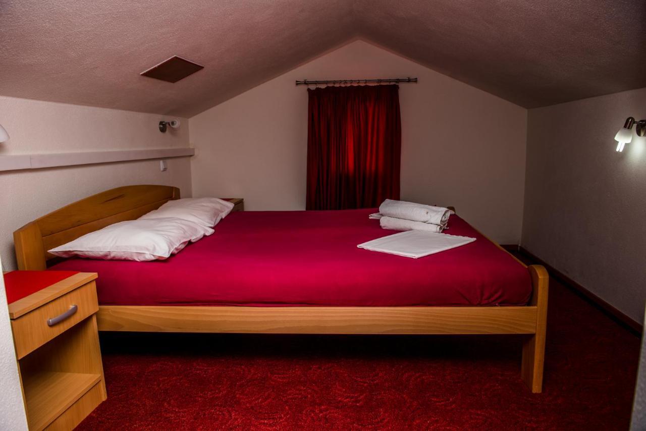 Apartments Klakor PS Tivat Kültér fotó