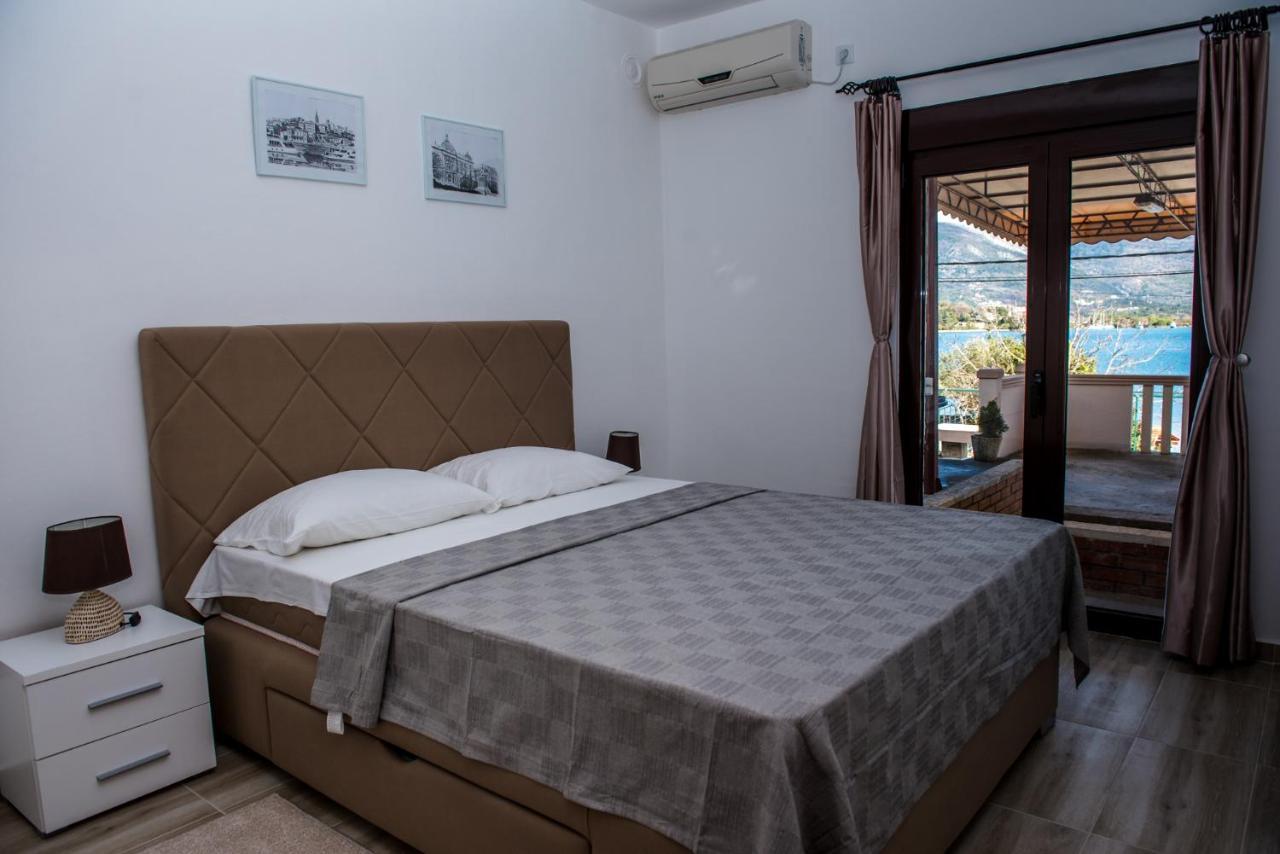 Apartments Klakor PS Tivat Kültér fotó