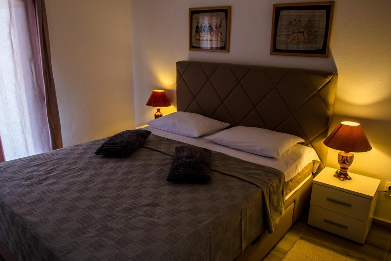 Apartments Klakor PS Tivat Kültér fotó