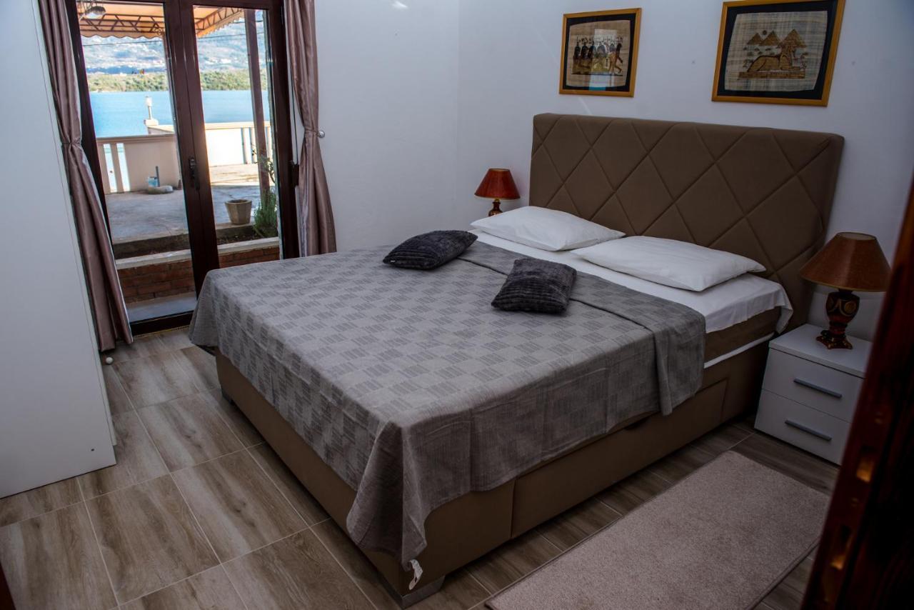 Apartments Klakor PS Tivat Kültér fotó