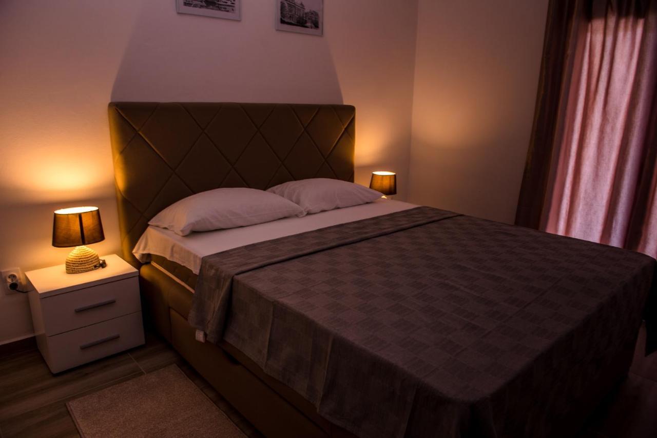 Apartments Klakor PS Tivat Kültér fotó