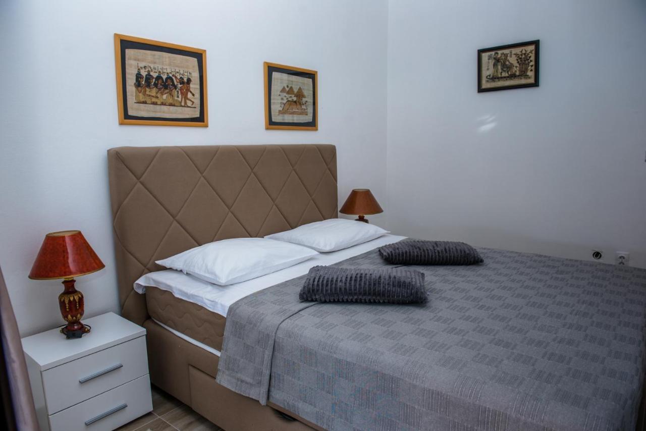 Apartments Klakor PS Tivat Kültér fotó