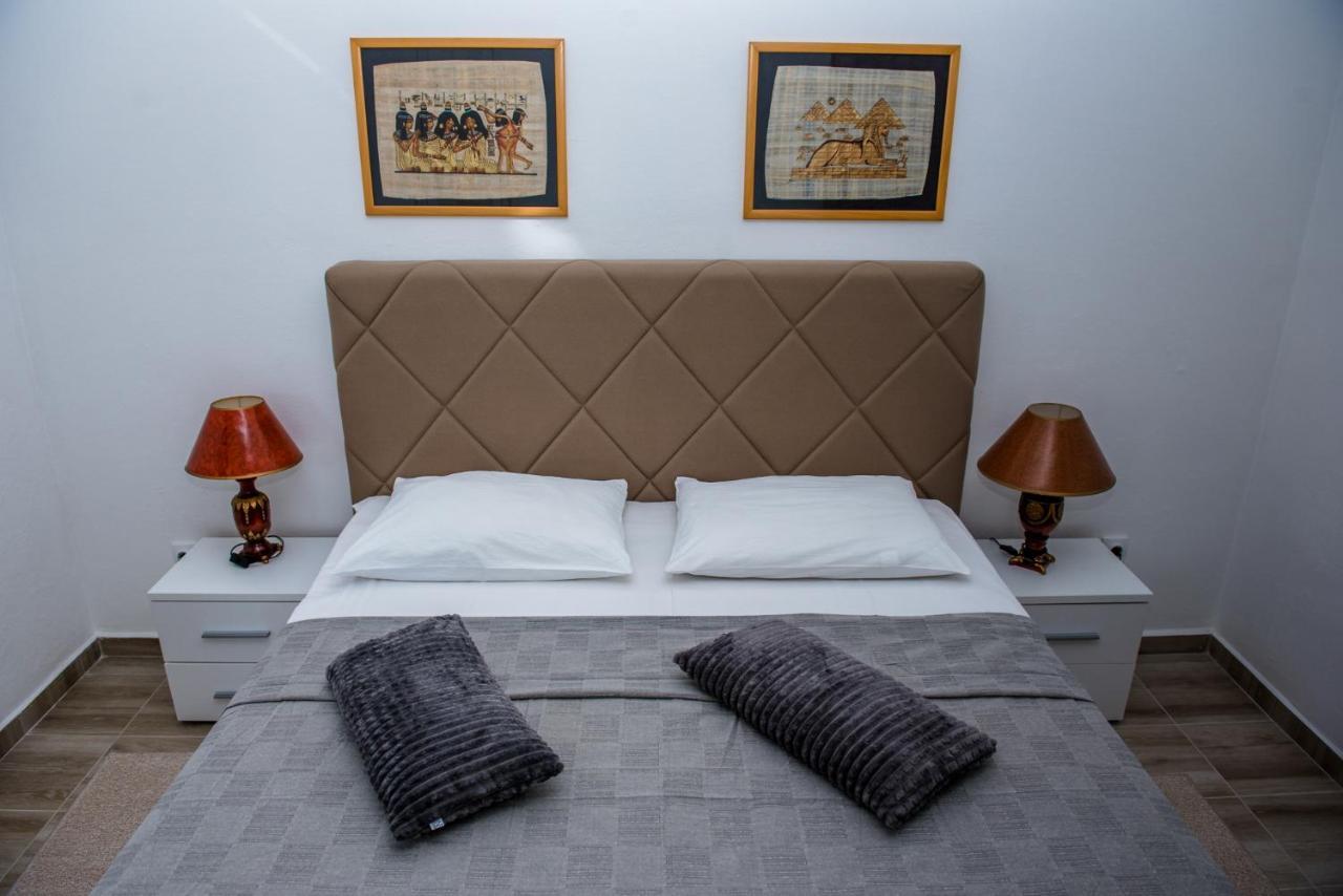 Apartments Klakor PS Tivat Kültér fotó