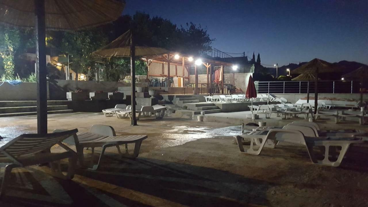 Apartments Klakor PS Tivat Kültér fotó