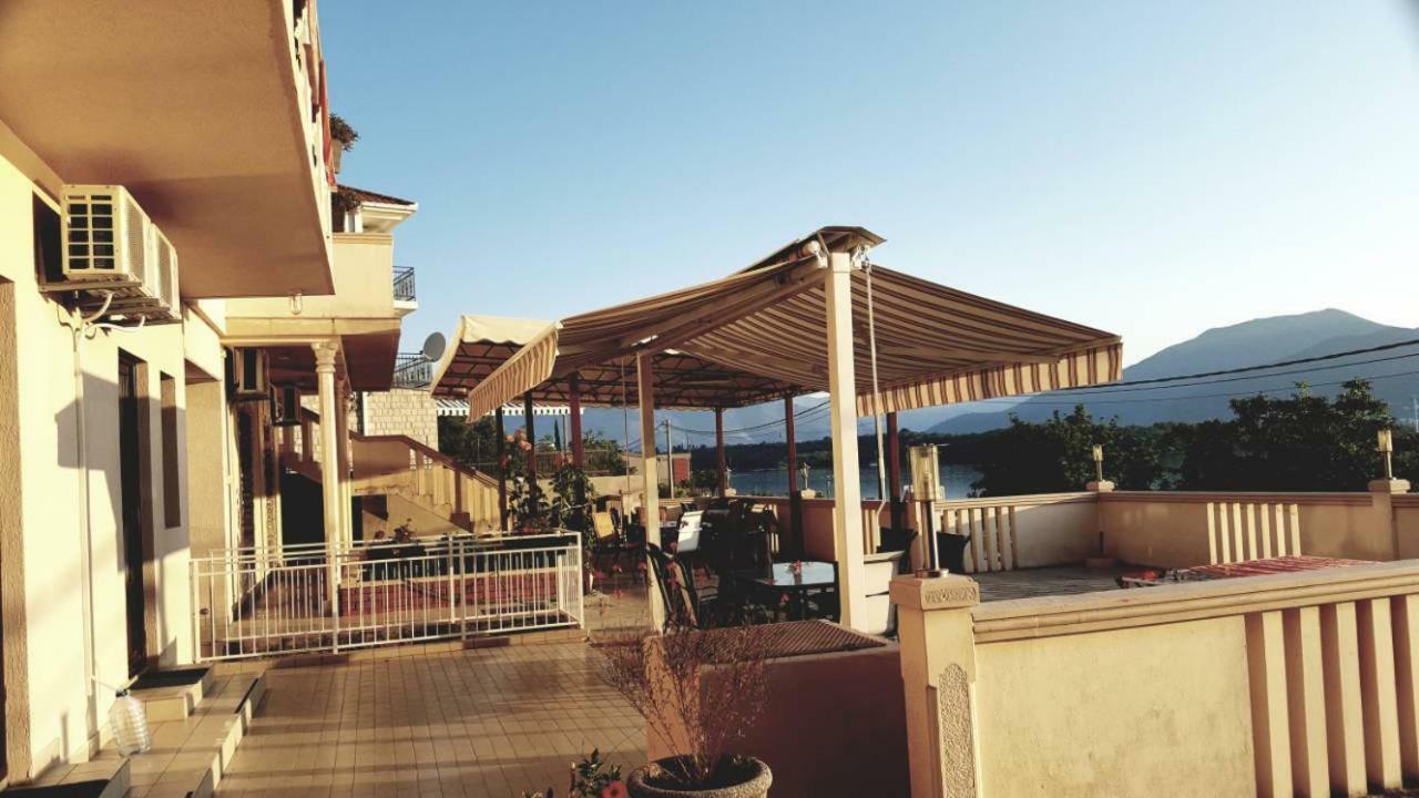 Apartments Klakor PS Tivat Kültér fotó