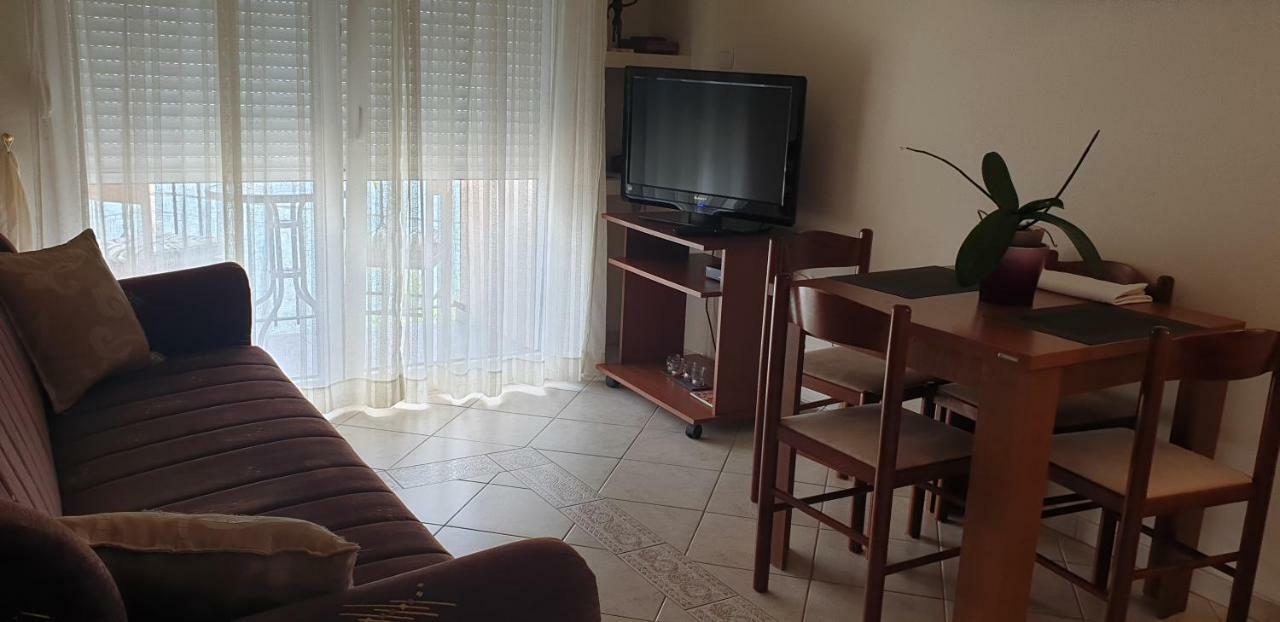 Apartments Klakor PS Tivat Kültér fotó
