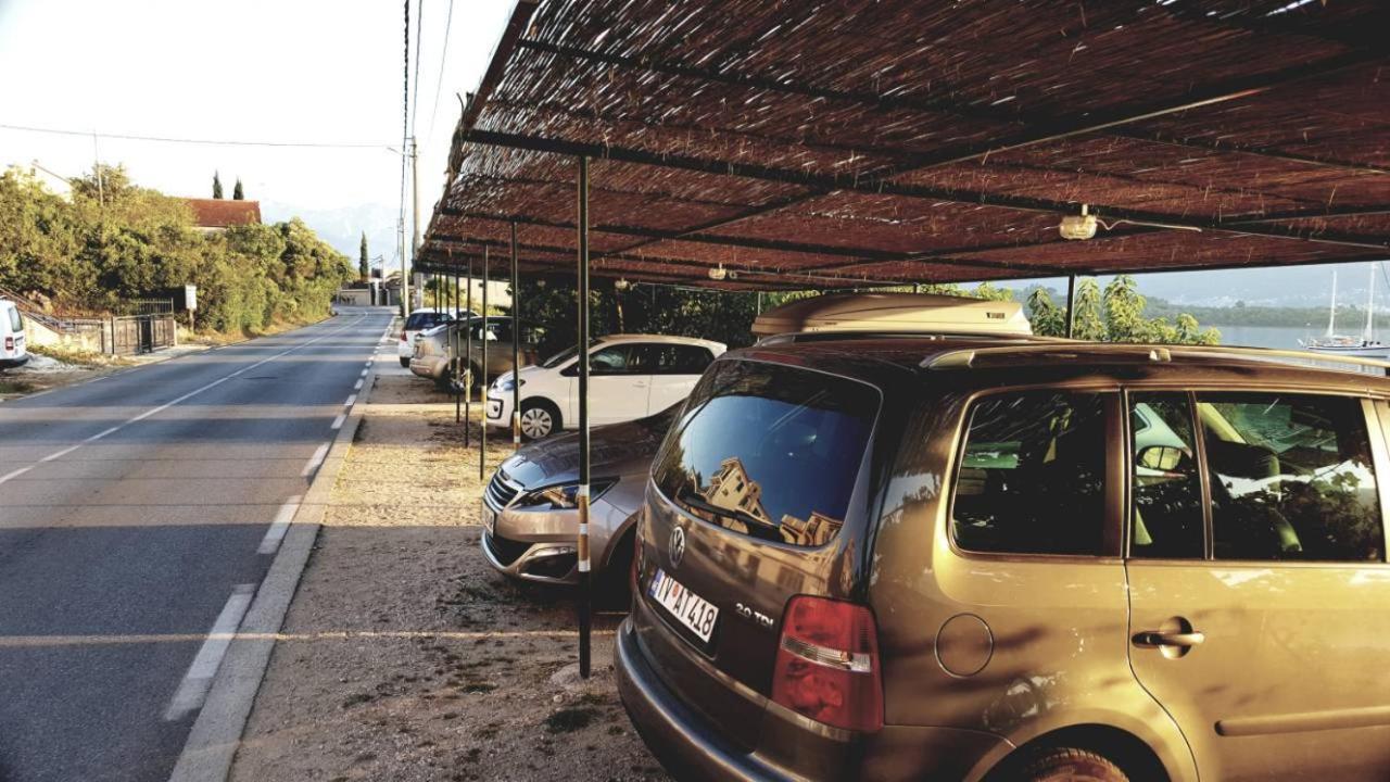 Apartments Klakor PS Tivat Kültér fotó