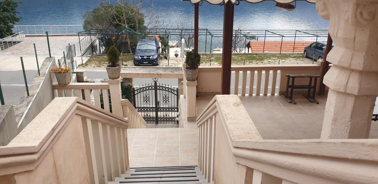 Apartments Klakor PS Tivat Kültér fotó